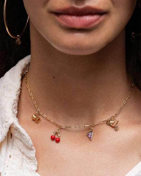 CHARM VESPA RUE DES MILLE